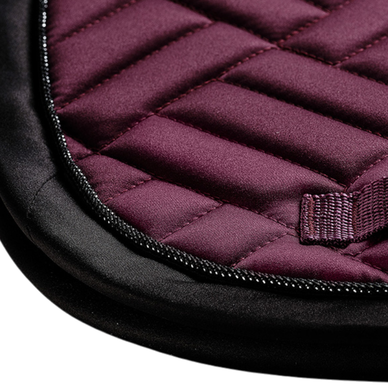 Equestrian Stockholm - Tapis de dressage Modern Purple Night | - Ohlala