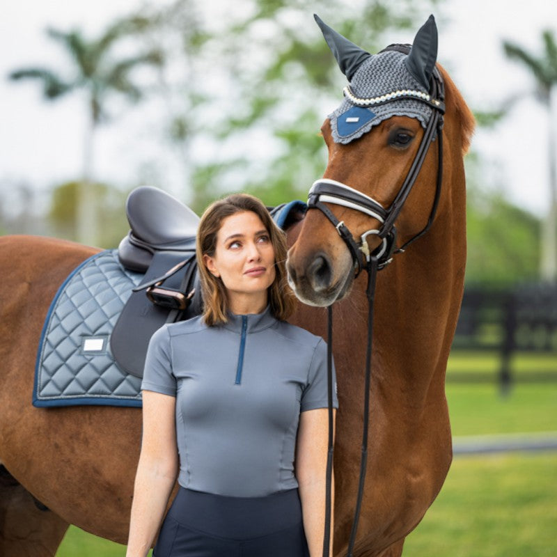 Equestrian Stockholm - Tapis de dressage Metallic Blue bleu | - Ohlala