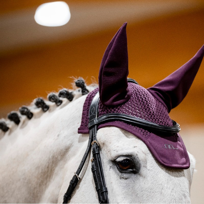 Horseware - Hat for horses Alessandro Albanese primatova