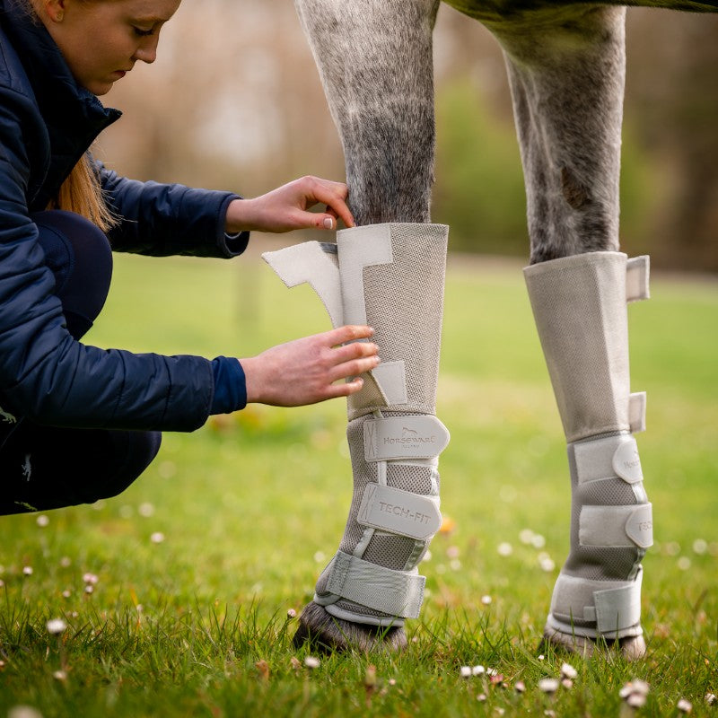 Horseware - Guêtres anti-mouches Tech-Fit Flyboot silver (x4) | - Ohlala