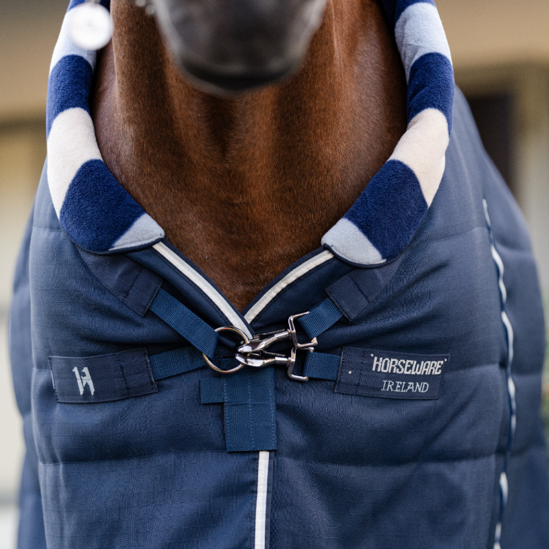 Horseware - Couverture de box Newmarket Cosy Stable witney navy 400g | - Ohlala