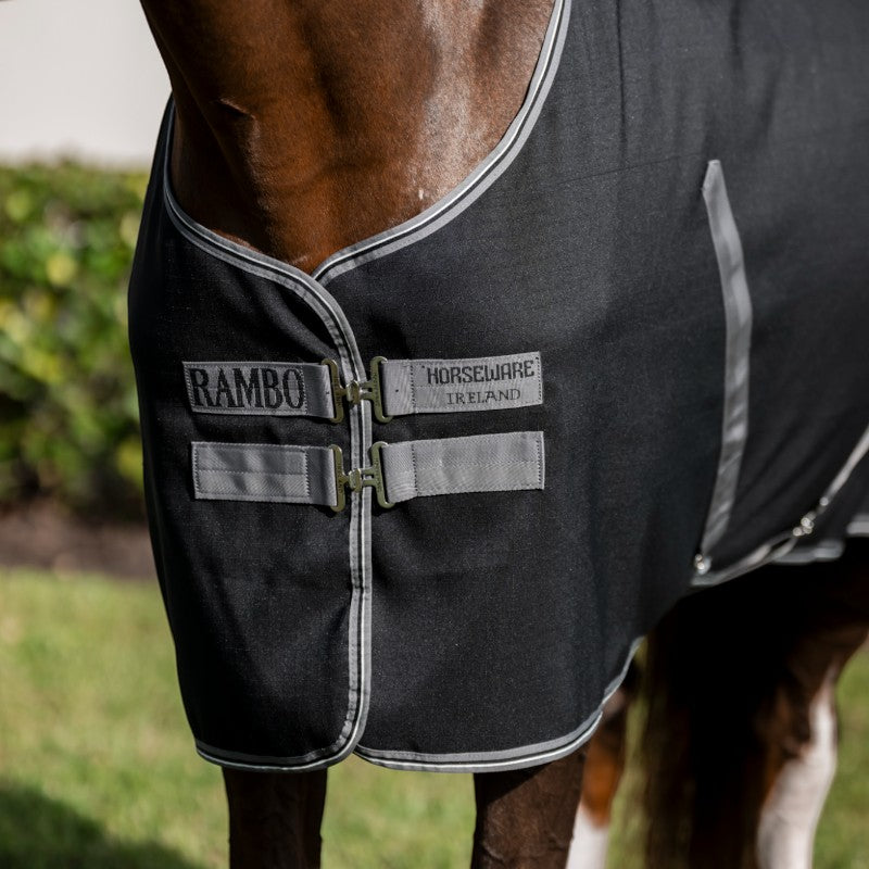 Horseware - Couverture de box Rambo Stable noir/ thunderstorm grey/ argent | - Ohlala