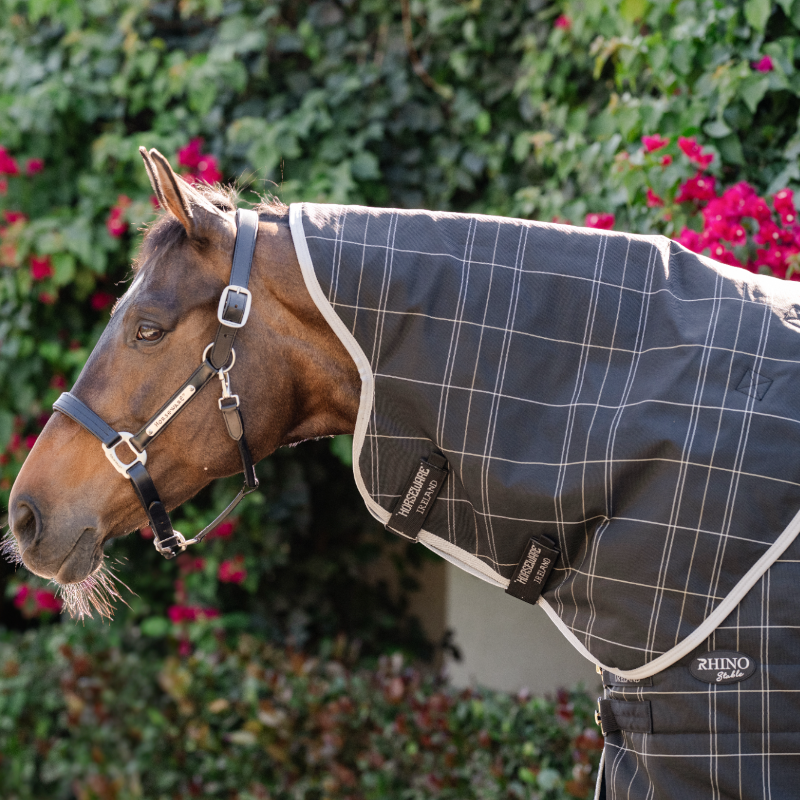 Horseware - Couvre-cou Rhino Stable noir/ gris/ blanc à carreaux/ gris 200g | - Ohlala