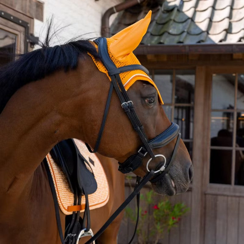 Kentucky Horsewear - Mütze für Pferde Wellington Samt Druckflaggen orange