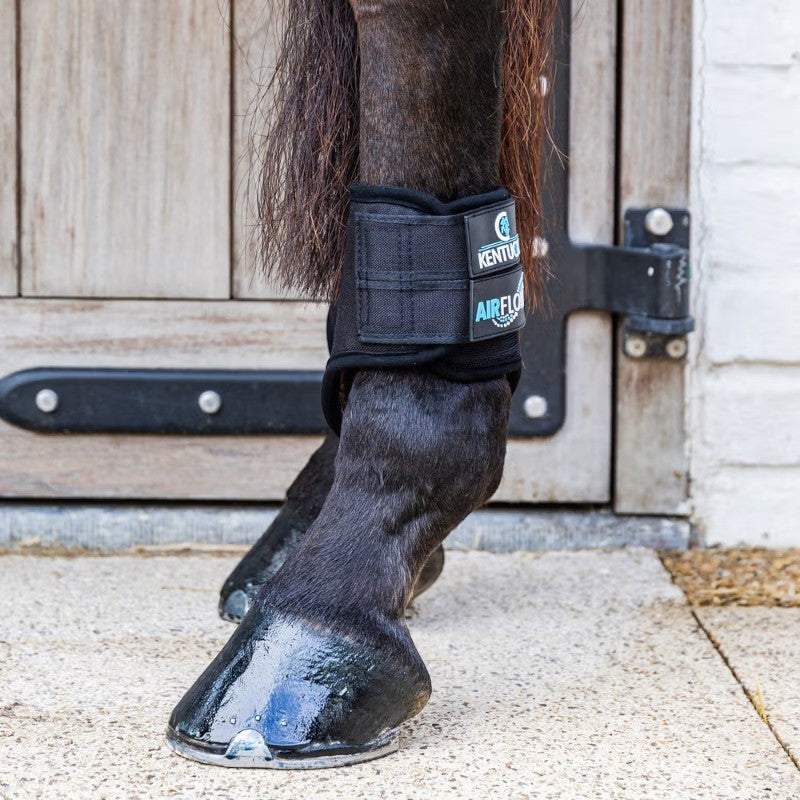 Kentucky Horsewear - 3D Air Flow short rear cross gaiters black