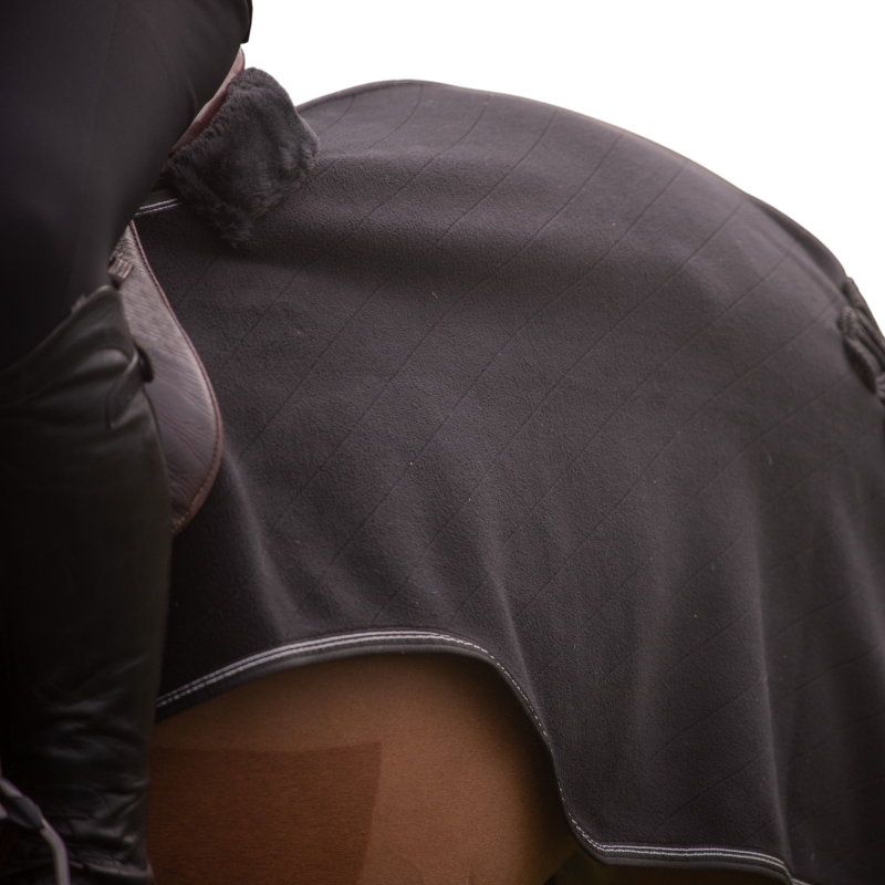 Paddock Sports - Zwarte diagonale fleece deken