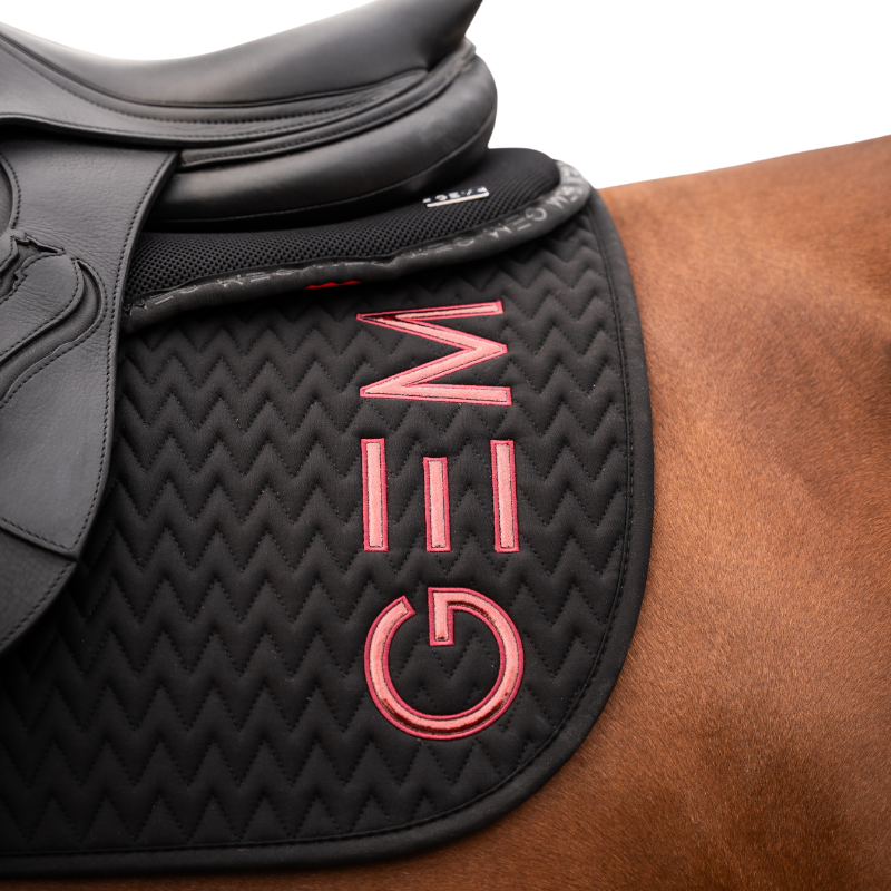 GEM - Tapis de selle Ten noir/ bordeaux