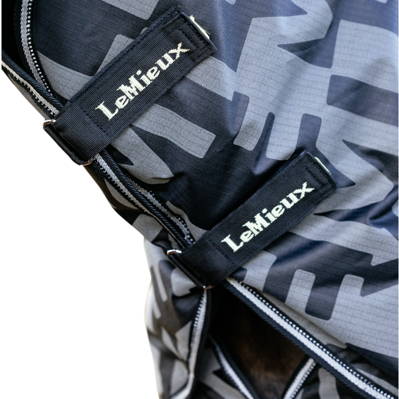 LeMieux - Couverture d’extérieur réfléchissante Arika noir 200g | - Ohlala