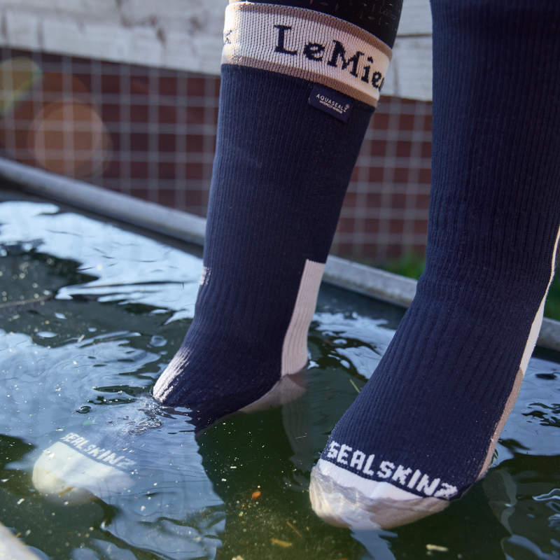 LeMieux - Chaussettes d'équitation imperméables Sealskinz marine