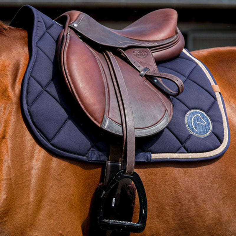 Equithème - Tapis de selle Badge 2.0 marine | - Ohlala