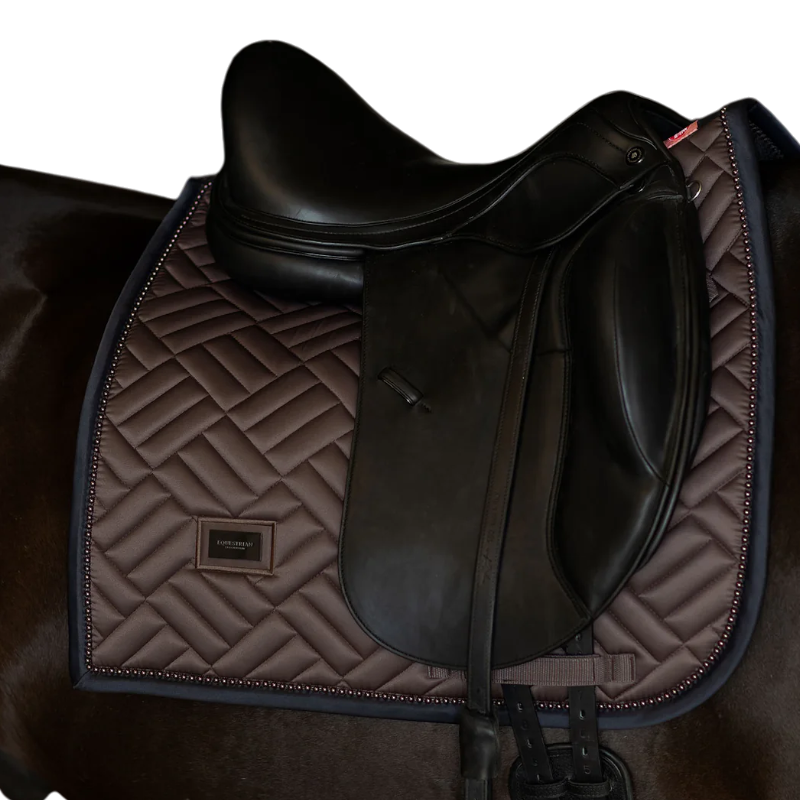 Equestrian Stockholm - Tapis de dressage Modern Mocha marron