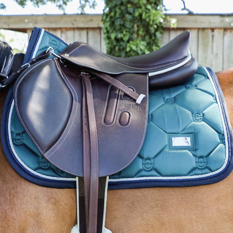 Equestrian Stockholm - Tapis de selle Emerald | - Ohlala