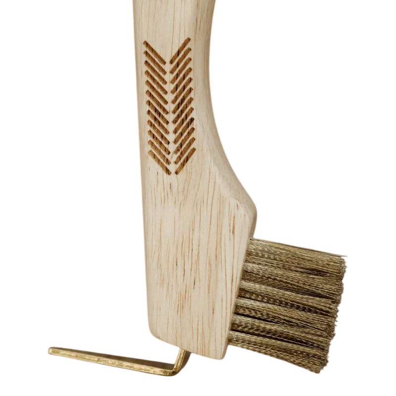 Grooming Deluxe - Metal bristle shoehorn with magnet 