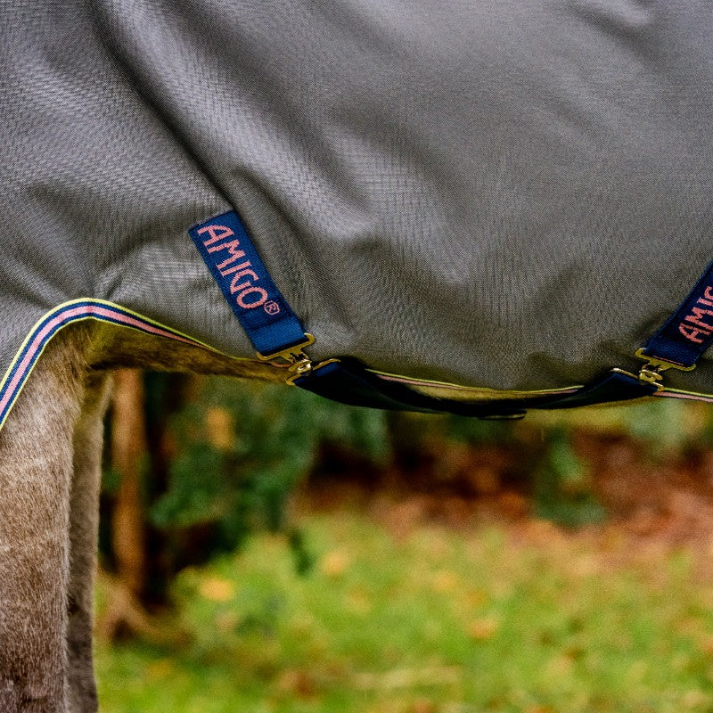 Horseware - Couverture d'extérieur Amigo Bravo 12 Original shadow/ marine/ rose 0g | - Ohlala