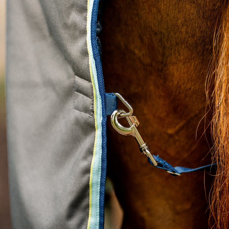 Horseware - Couverture d'extérieur Amigo Bravo 12 Plus shadow/ marine/ blue haze 400g | - Ohlala