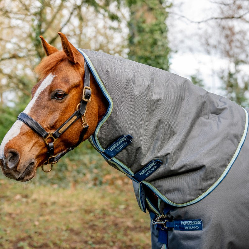 Horseware - Couverture d'extérieur Amigo Bravo 12 Plus shadow/ marine/ blue haze 400g | - Ohlala