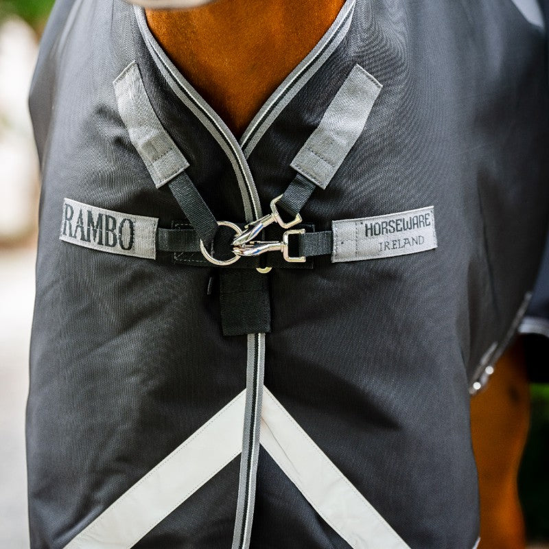 Horseware - Couverture d'extérieur Rambo Supreme Turnout Plus noir/ thunderstorm grey/ silver 50g