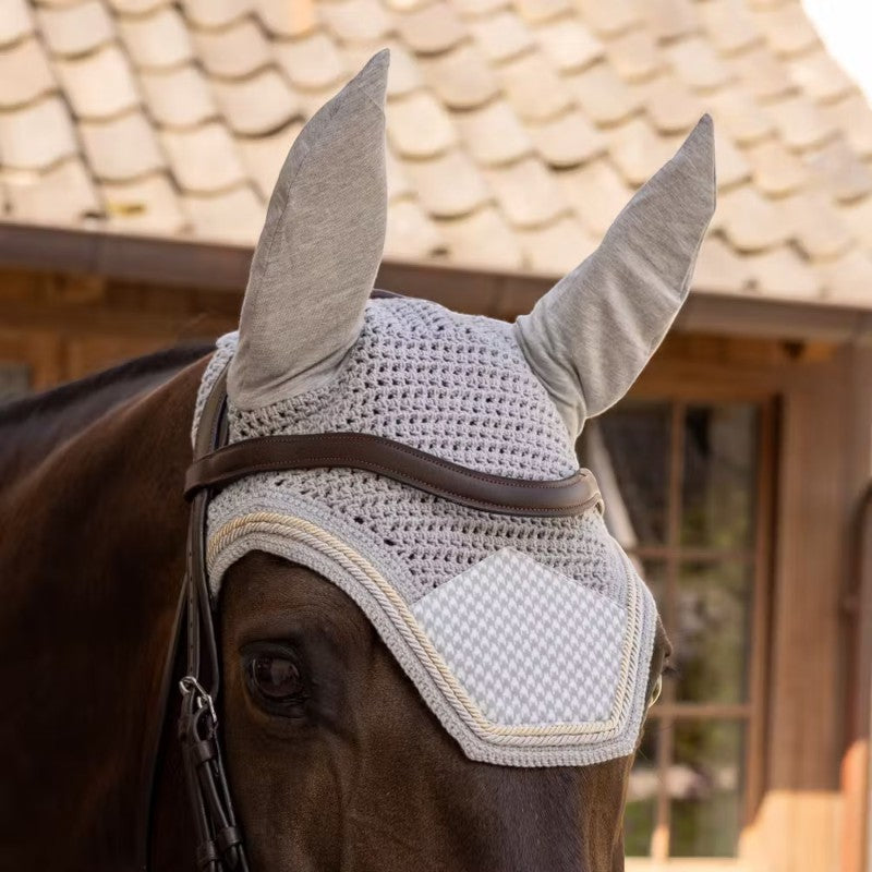 Kentucky Horsewear - Mütze für Pferde Wellington Samt Druck Hahnentrittmuster grau/ weiß 