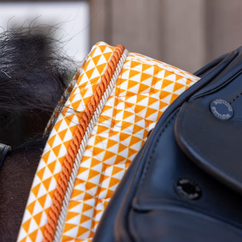 Kentucky Horsewear - Dressurmatte Velvet Printing Fahnen orange 