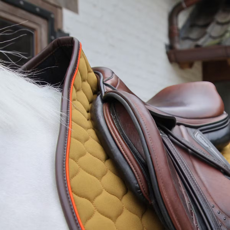 Kentucky Horsewear - Onion Quilt Leather Neon kaki zadel 