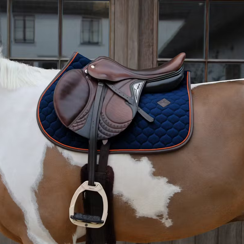 Kentucky Horsewear - Onion Quilt Leder Sattelunterlage Neon Marine 