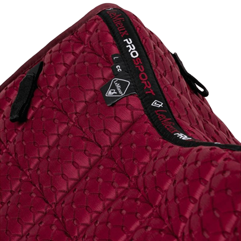 LeMieux - Tapis de selle Mesh Air Close Contact bordeaux | - Ohlala