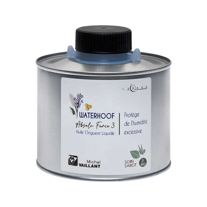 Michel Vaillant - Absolute Waterhoof organic hoof oil with applicator