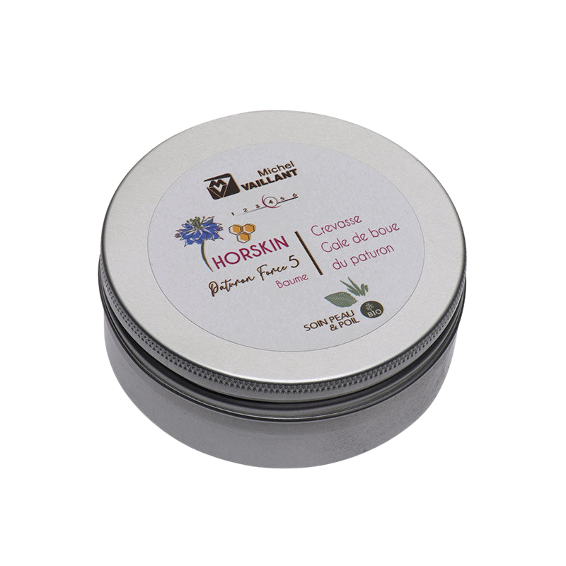 Michel Vaillant - Organic nigella balm protects Horskin pastern