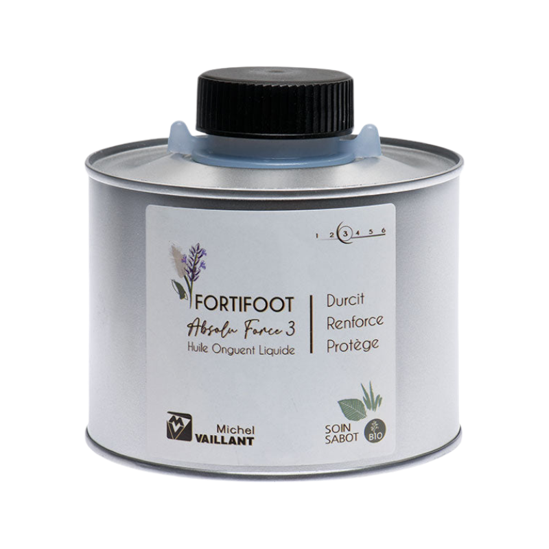 Michel Vaillant - Fortifoot essential organic hoof strengthening oil with applicator