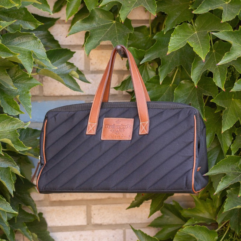 Paddock Sports - Schwarze Reitertasche mit Reißverschluss 