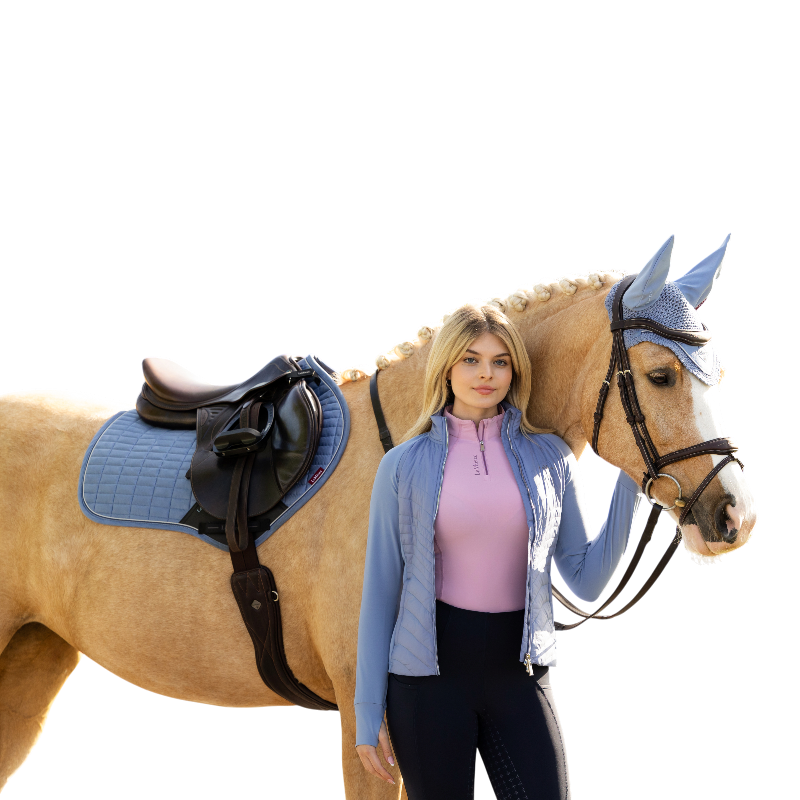 LeMieux - Tapis de selle Suede Close Contact powder blue | - Ohlala