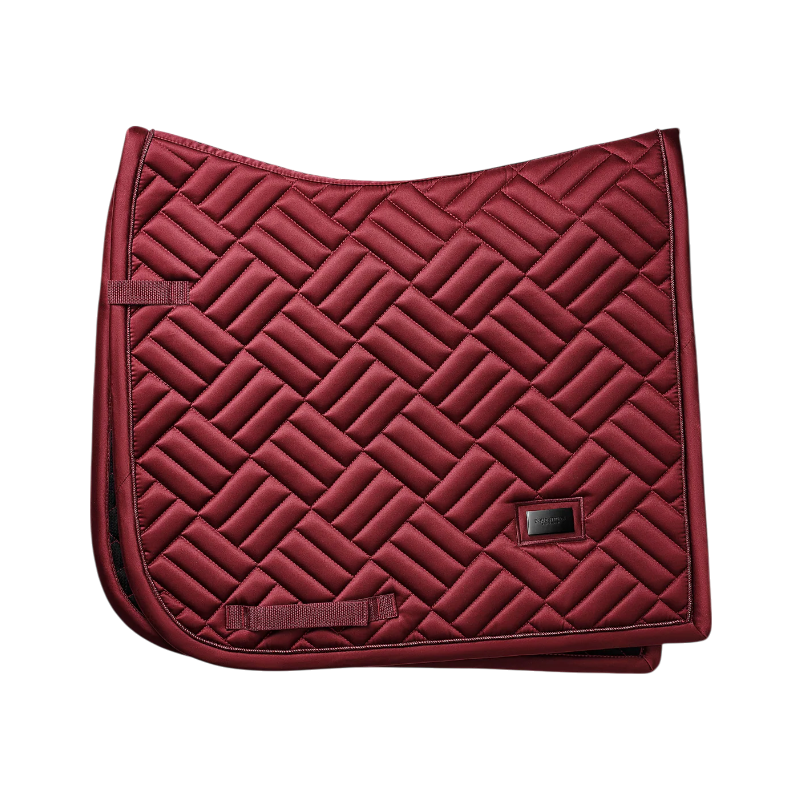 Equestrian Stockholm - Moderne bordeaux dressuurtapijt 