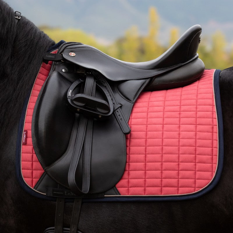 Lemieux - Tapis de dressage Square en suédine cranberry