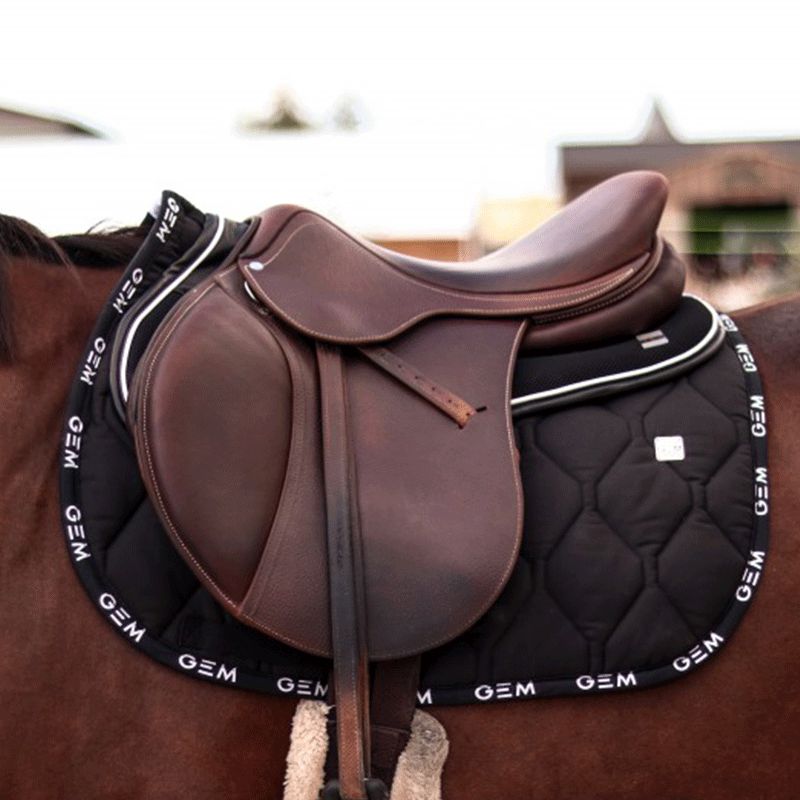 GEM Equitation - Tapis de selle Love noir | - Ohlala