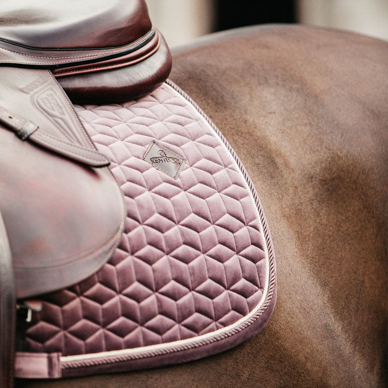 Kentucky Horsewear - Tapis de selle Velvet Jumping Parme | - Ohlala